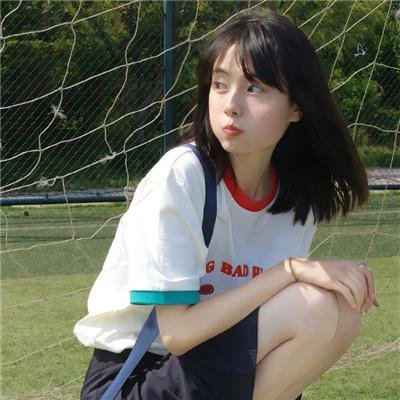 黑暗中的两个人